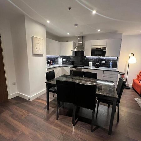 Spacious Sleep 7 Flat 20 Mins Central London Bp65 Exteriör bild