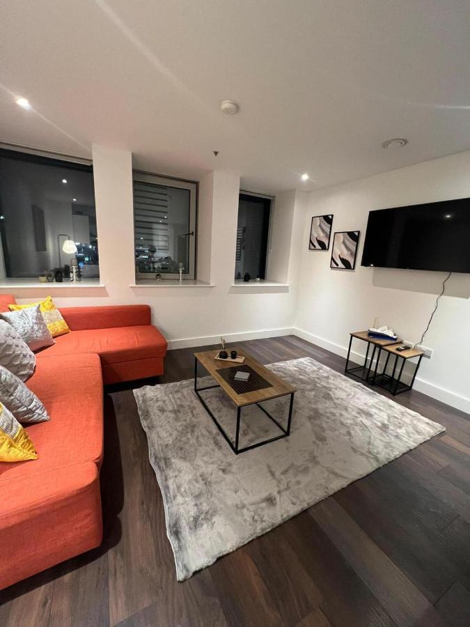 Spacious Sleep 7 Flat 20 Mins Central London Bp65 Exteriör bild