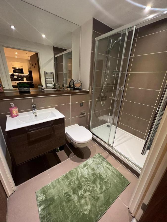 Spacious Sleep 7 Flat 20 Mins Central London Bp65 Exteriör bild